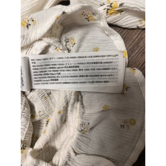 Hollister Floral Smocked Crop Top Puff Sleeve Babydoll Cottagecore S Coquette - Picture 6 of 8